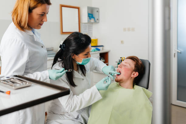 Best Broken or Cracked Tooth Emergency Dentist in Inverness Highlands North, FL